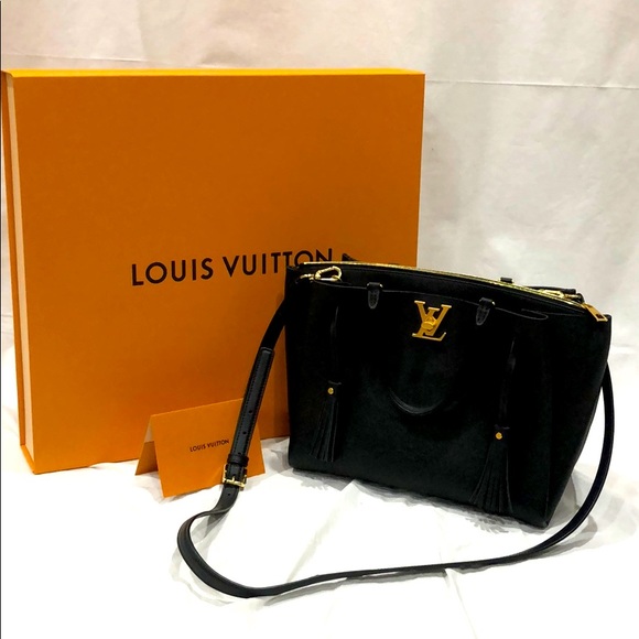 Louis Vuitton hand bag - Picture 1 of 6